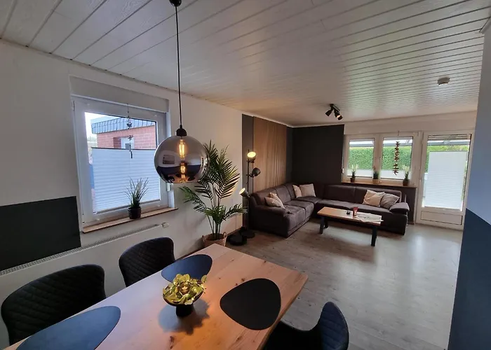 Ferienhaus-ohrenqualle * Dornumersiel